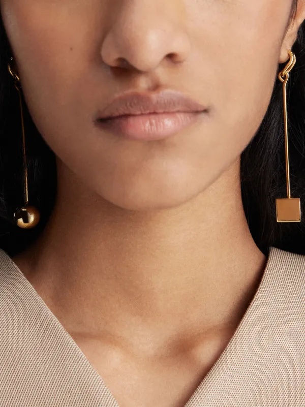 【関税＆送料込み】Jacquemus Nodo Earrings The Nodo earrings by JACQUEMUS | Official website
