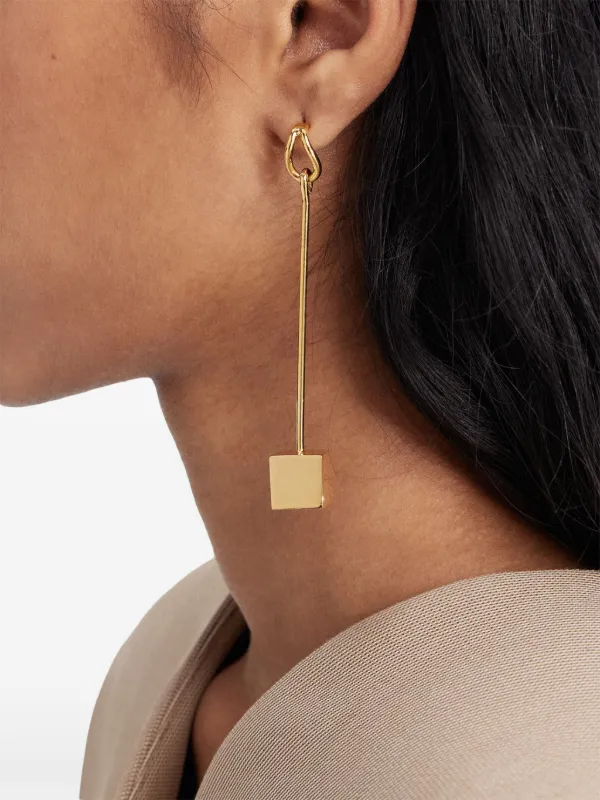 VIP【送料関税込】JACQUEMUS LES BOUCLES NODO EARRINGS Jacquemus Les Boucles Nodo Earrings | Gold | FARFETCH
