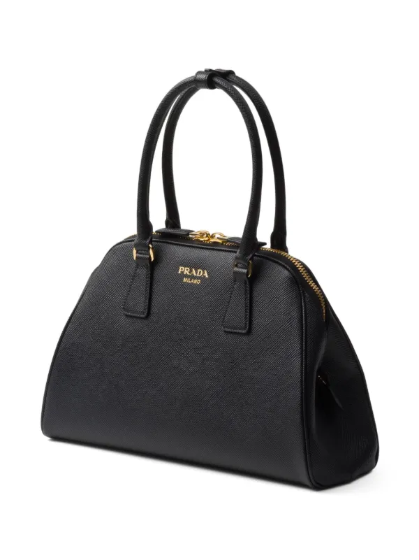 PRADA ハンドバッグ 等しい 黒
