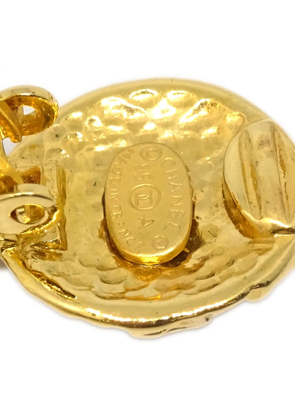 Pre-owned Chanel 1995 Cc Drop Clip-on Earrings In Gold