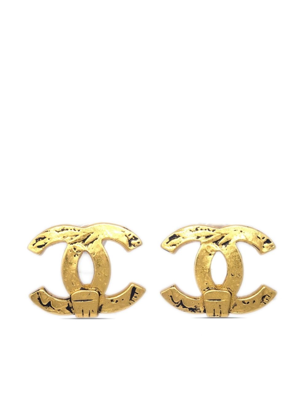 Pre-owned Chanel 2003 Cc Stud Earrings In Gold