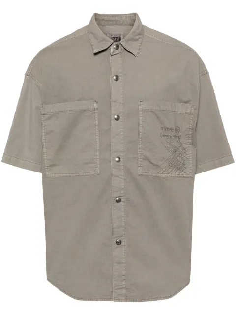 izzue logo-embroidered short-sleeved shirt 
