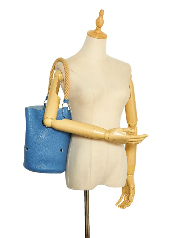 Hermès Pre-Owned 2005 Clemence Mangeoire PM Bucket Bag | Blue