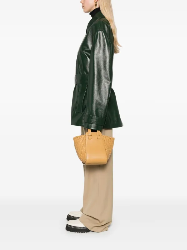 LOEWE ウーブン ハンドバッグ | ブラウン | FARFETCH JP LOEWE ウーブン ハンドバッグ | ブラウン | FARFETCH JP