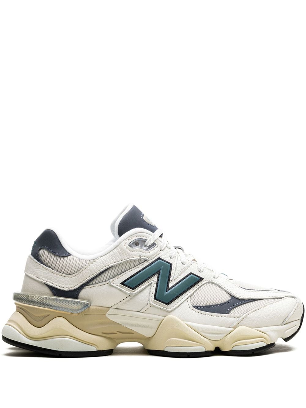 New Balance 9060 sneakers met logopatch Wit