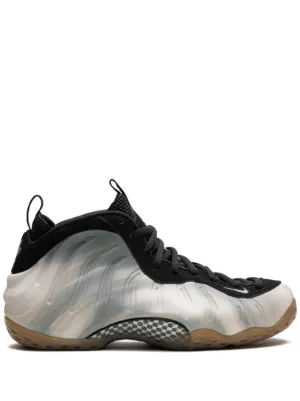 Nike x Tekken 8 Air Foamposite One Premium “Jin Kazama” スニーカー