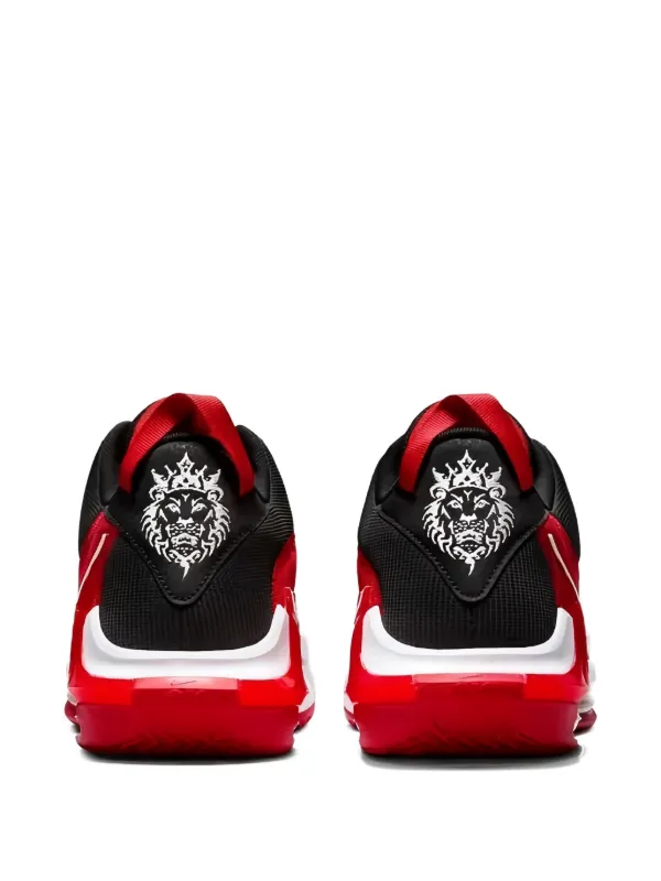 Nike Sneakers Lebron Witness 