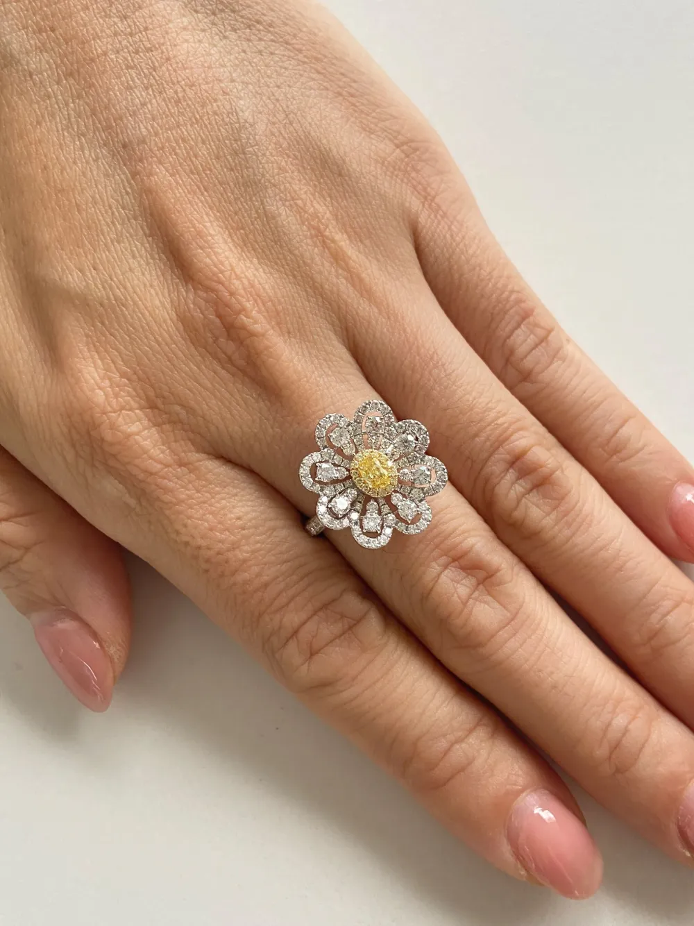 Shop Hyt Jewelry 18kt Yellow Gold Palladium And Diamond Ring In Silver