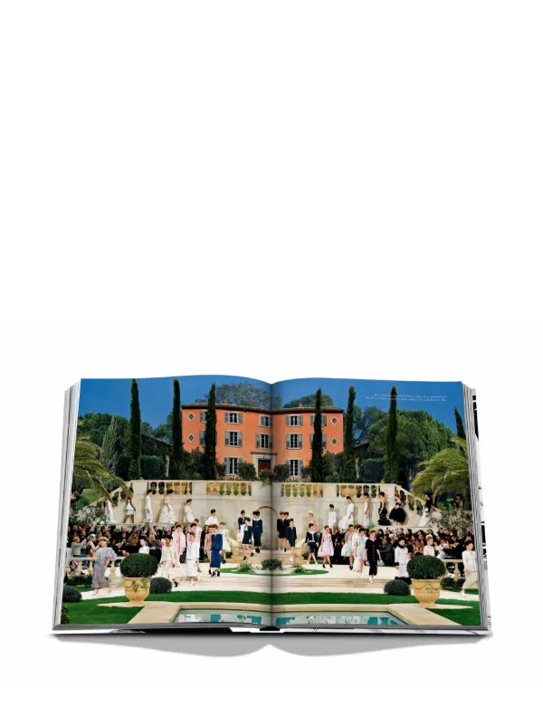 Assouline Livro Chanel The Legend Of An Icon | Branco | FARFETCH BR