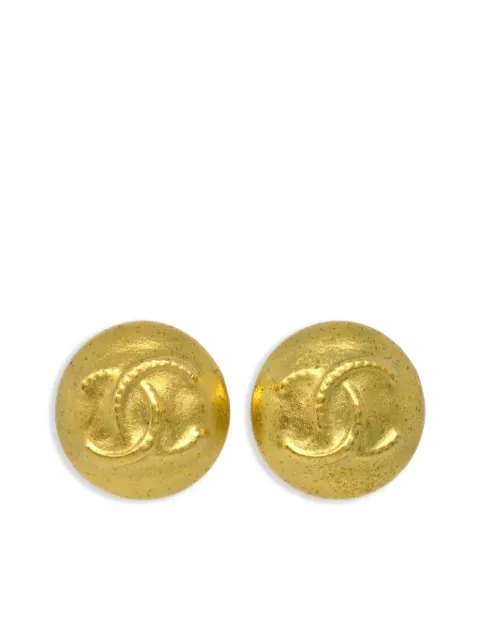 CHANEL Pre-Owned 1995 CC-embossed button clip-on earrings