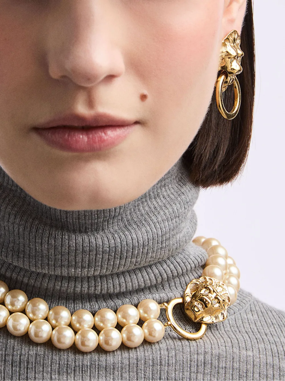 Pre-owned Susan Caplan Vintage 1990s Kenneth Jay Lane Pearl Set In White