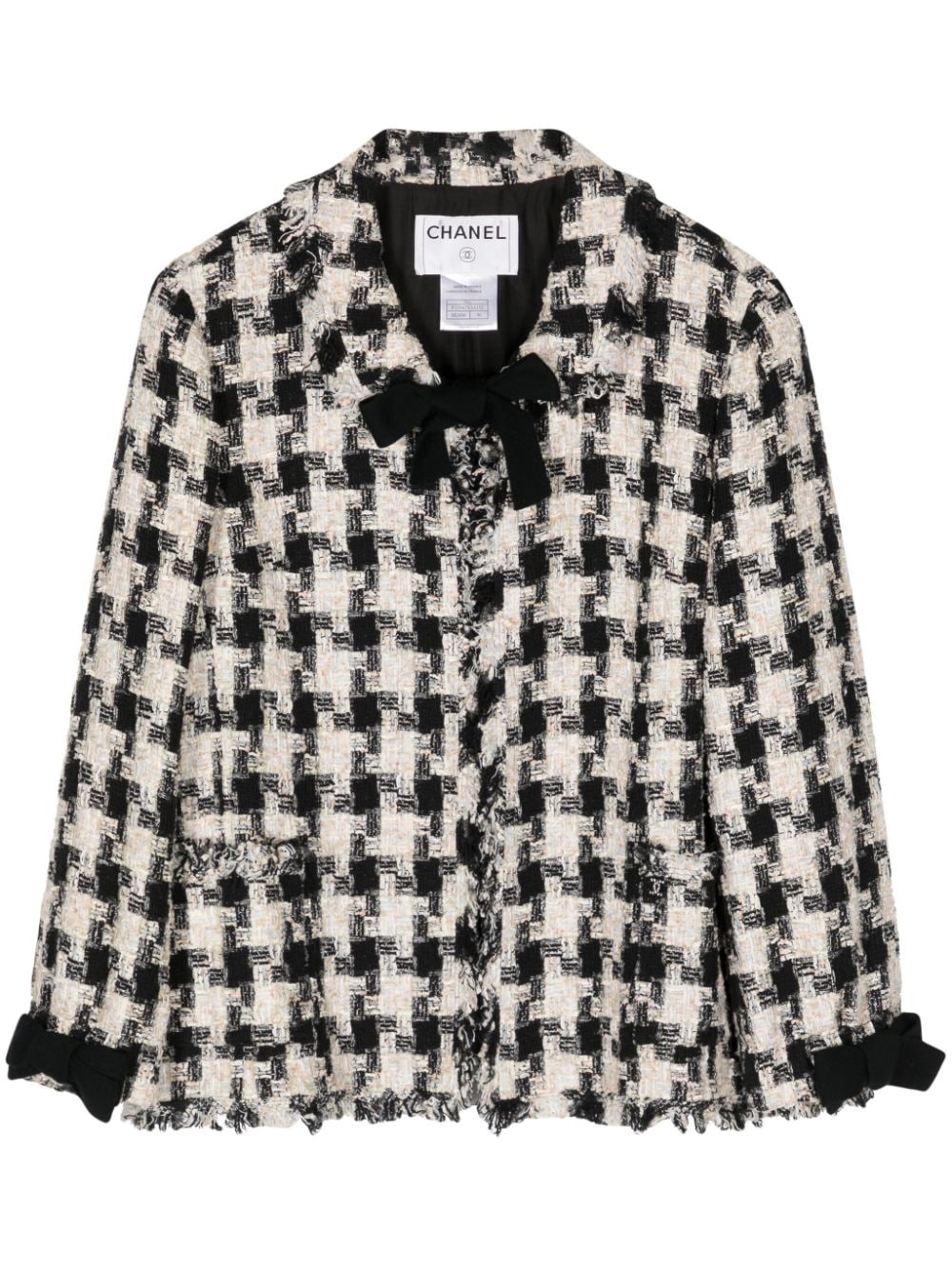 Pre-owned Chanel 2004 Houndstooth-pattern Tweed Jacket In Black