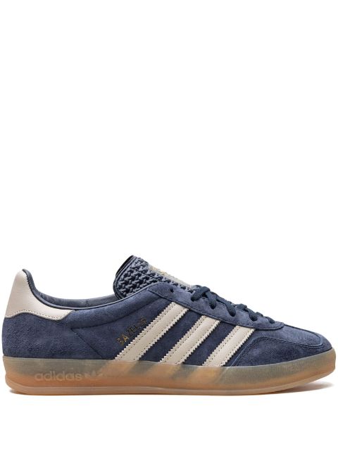 hype adidas Gazelle lace-up sneakers 