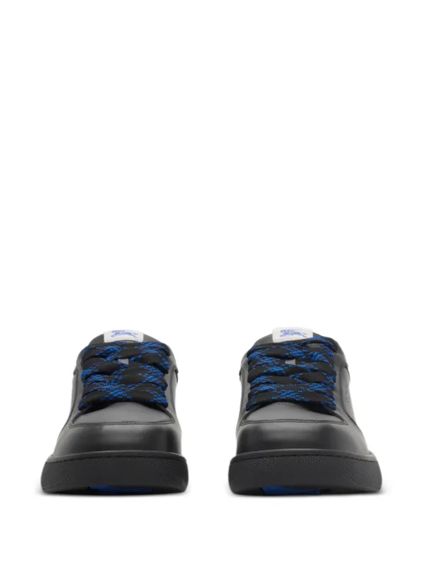 【BURBERRY】BIG Sale★LEATHER STOCK スニーカー Burberry Stock Leather Sneakers | Black | FARFETCH