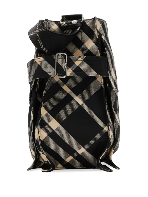 Burberry Medium Trench Tote Bag | Black | FARFETCH