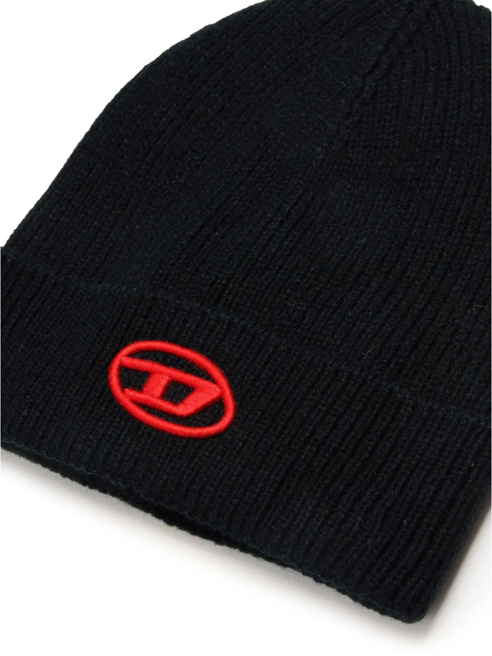 Diesel Logo-embroidered Ribbed-knit Beanie In Black