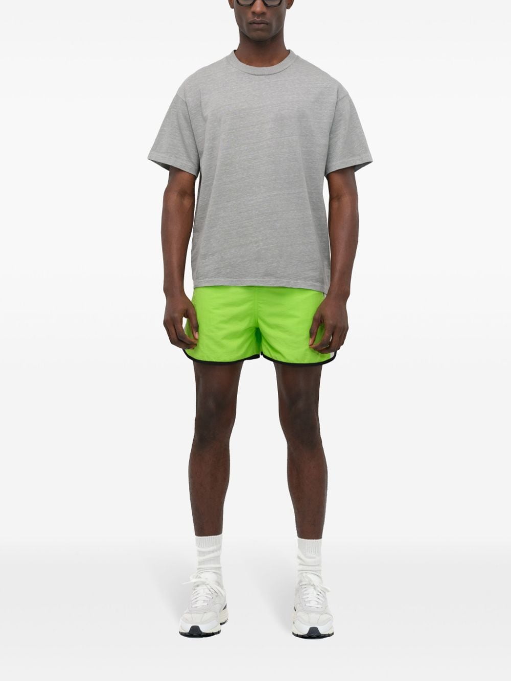 John Elliott Katoenen cropped T-shirt met print Grijs