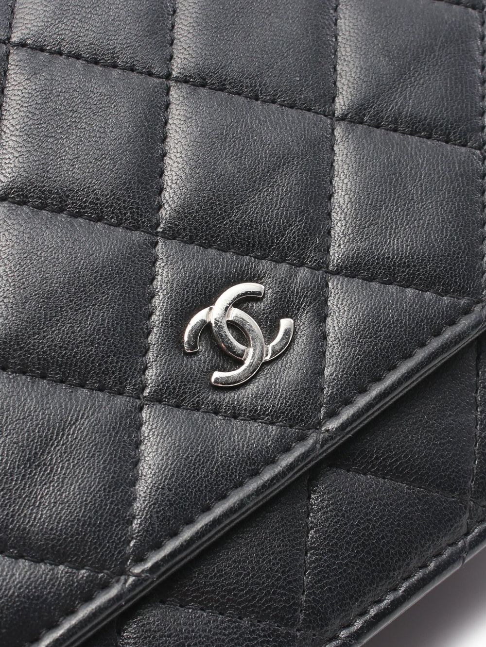 Pre-owned Chanel Cc 皮质搭链钱包（2014年典藏款） In Black