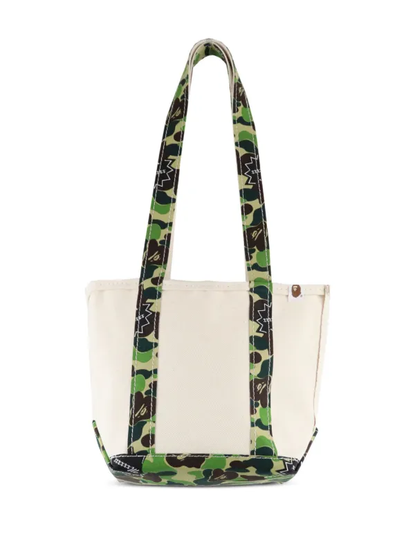 メ*0様 SAINT Mxxxxxx × BAPE®トートバッグ SAINT MXXXXXX Bolsa Tote x BAPE Com Estampa Camuflada | Branco