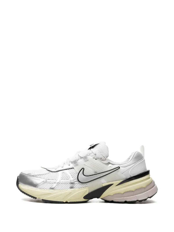 Nike V2K Run 