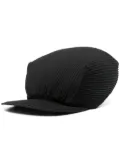 Pleats Please Issey Miyake plissé-effect cap - Black