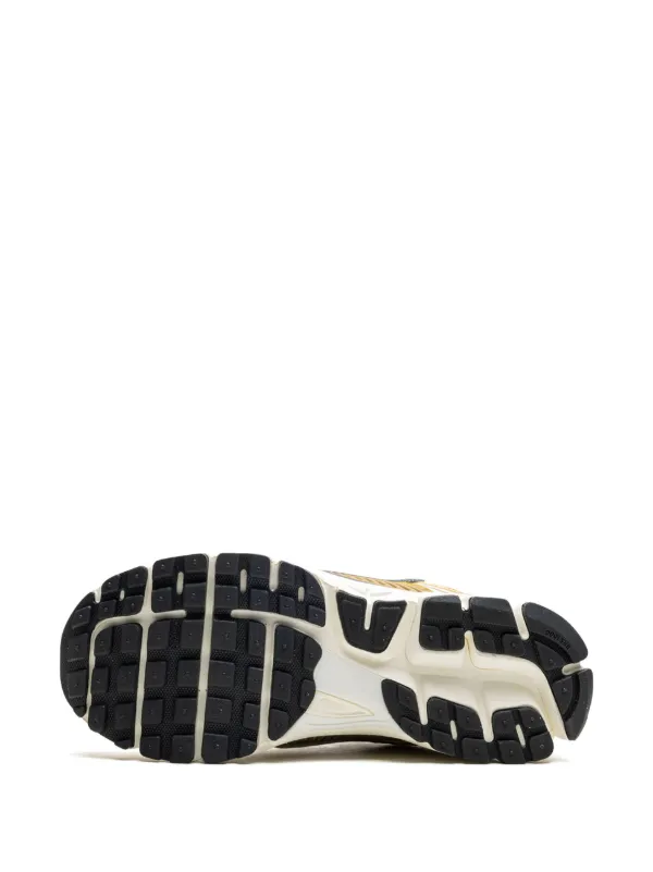 Nike Zoom Vomero 5 