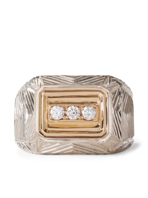 Duffy Jewellery three-diamond signet ring