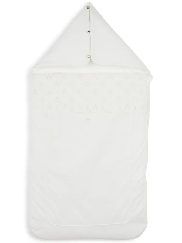 Chloe Kids shells detail Padded Sleeping Bag White FARFETCH CA