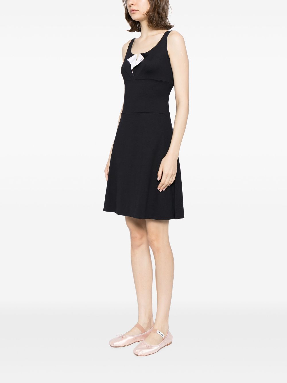 CHANEL 2003 sleeveless A-line dress Women