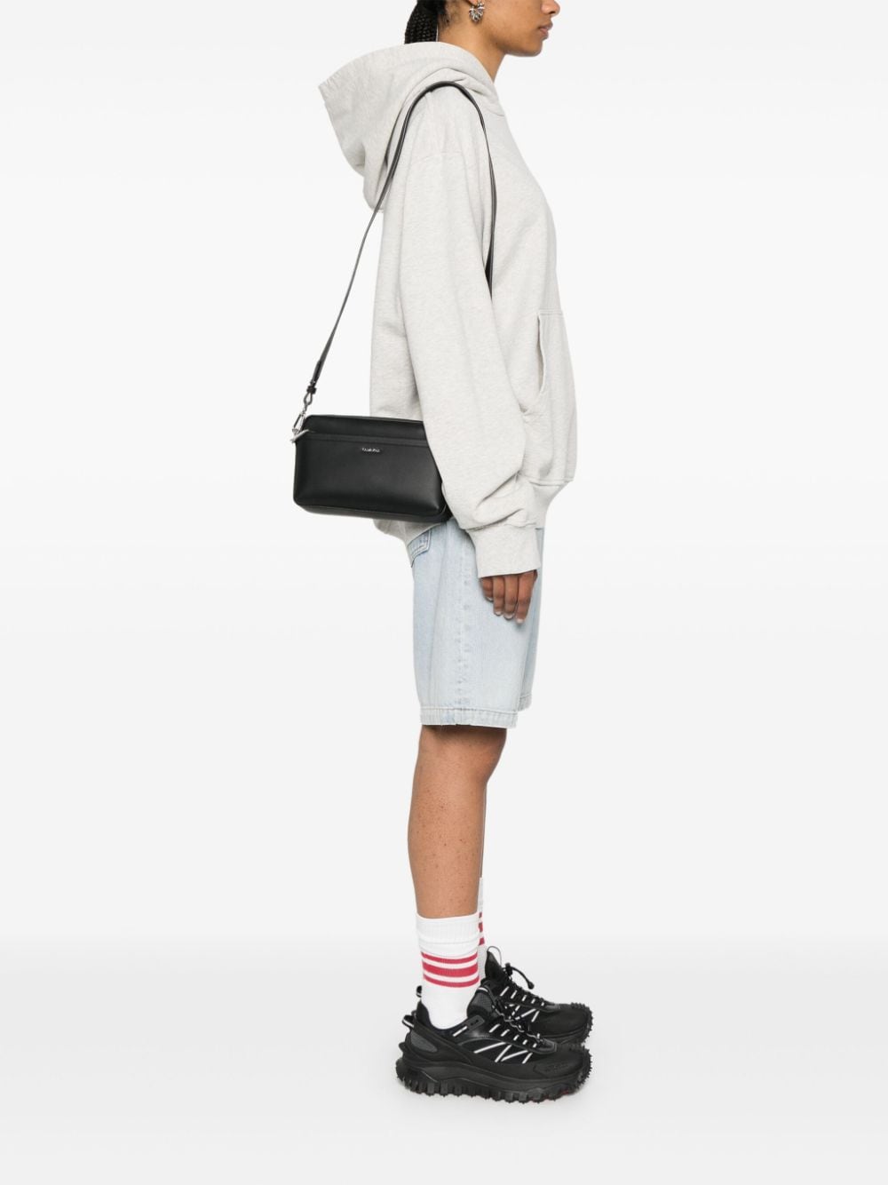 Shop Calvin Klein Must Convertible Shoulder Bag In Schwarz
