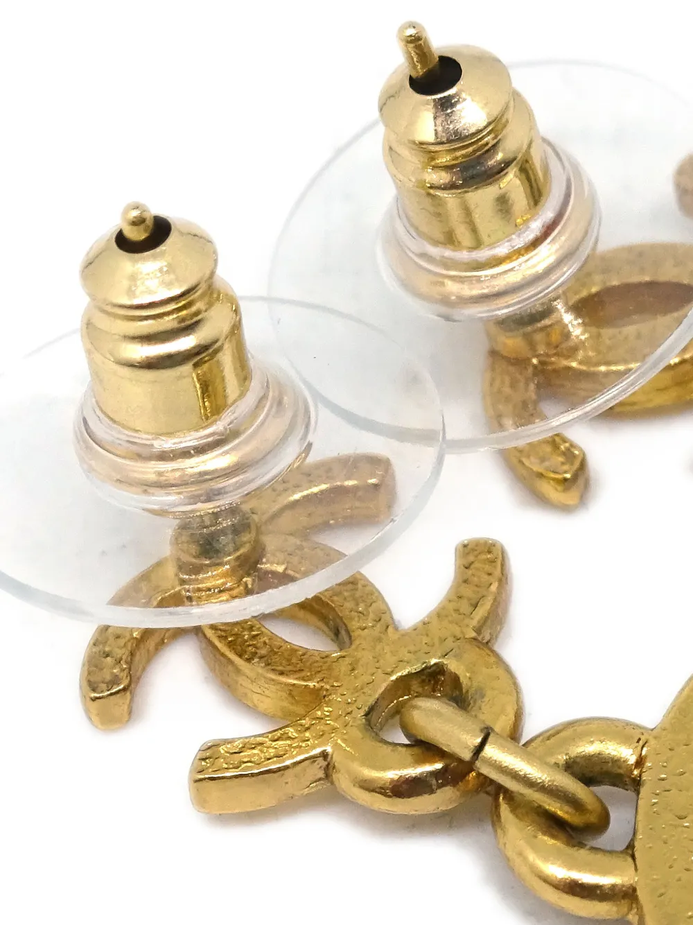 Pre-owned Chanel 2001 Cc Pendant Earrings In Gold