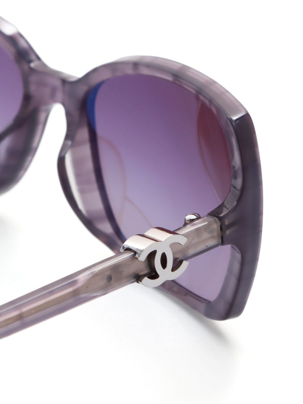 CHANEL 2000s oversized-frame sunglasses Women