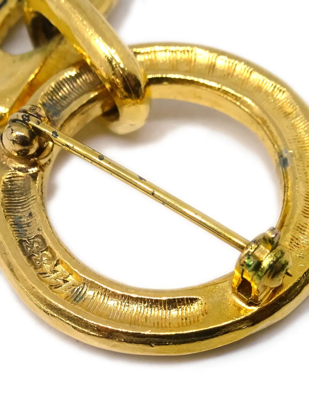 Pre-owned Chanel 1990-2000s Engraved-plate Brooch In Gold