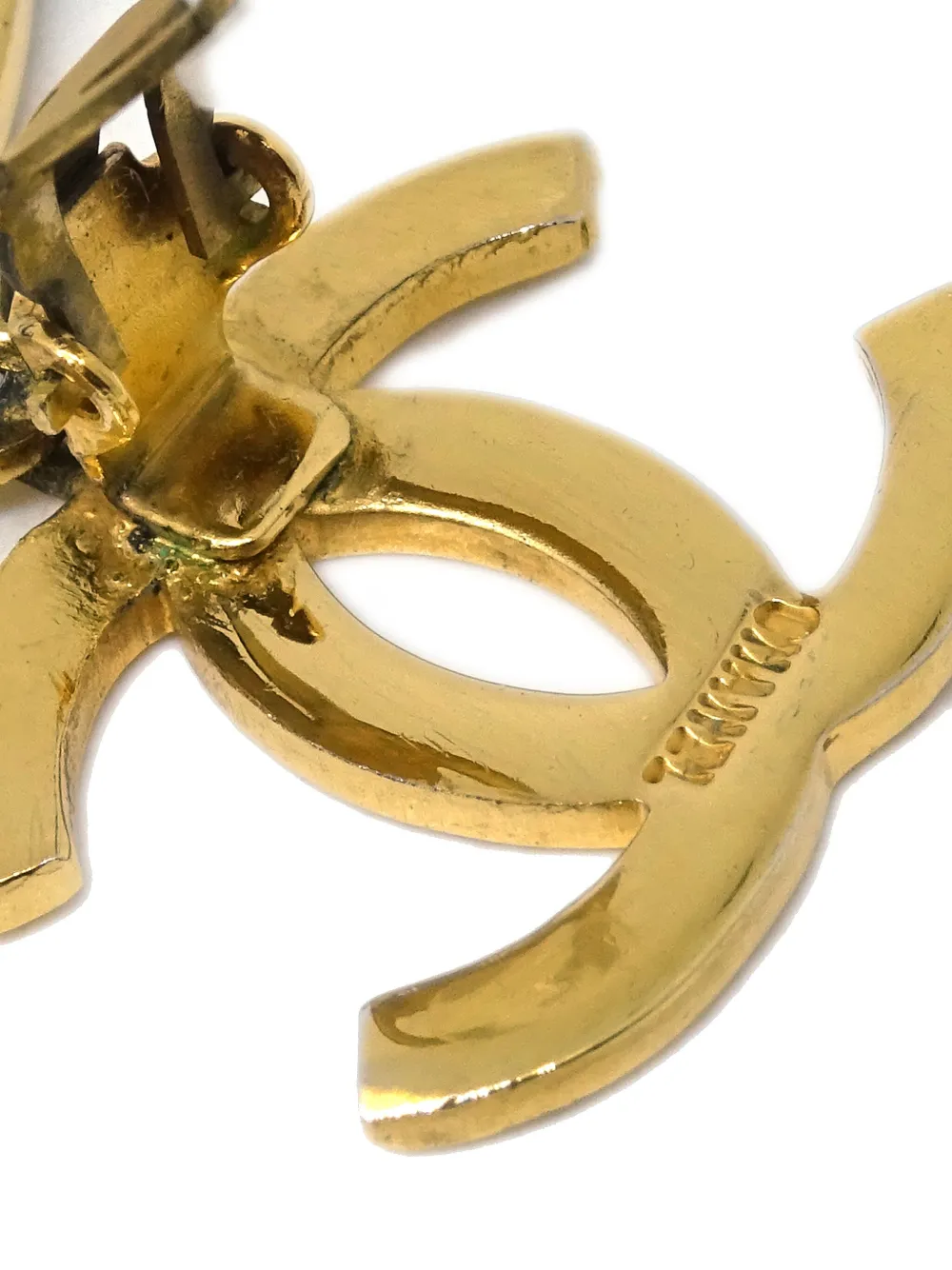 Pre-owned Chanel 1990-2000 Cc Dangle Hoop Clip-on Earrings In Gold