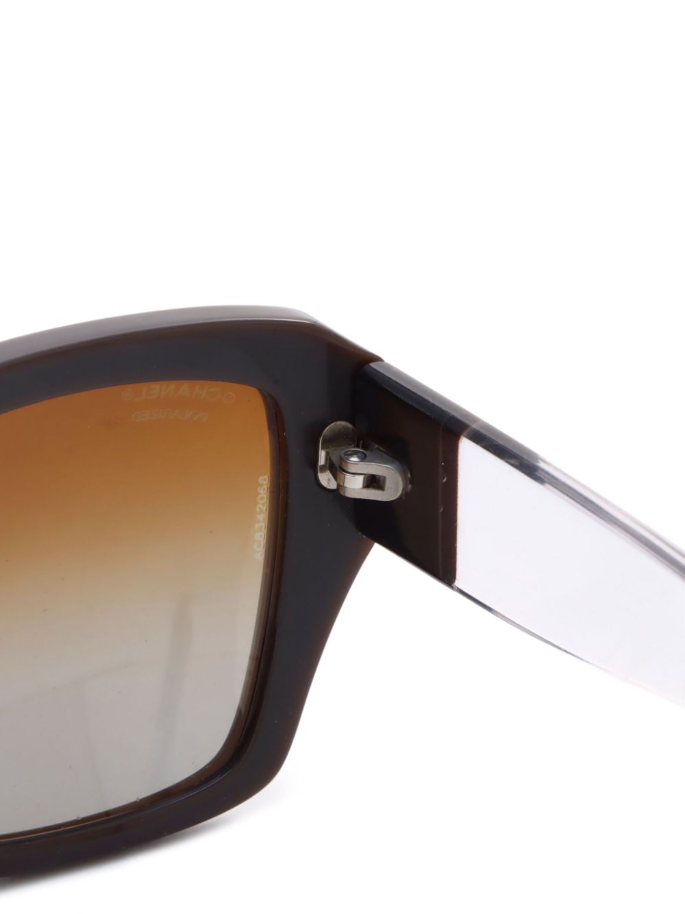 CHANEL 2000s oversized-frame sunglasses Women