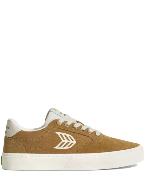 Cariuma Naioca logo-print suede sneakers