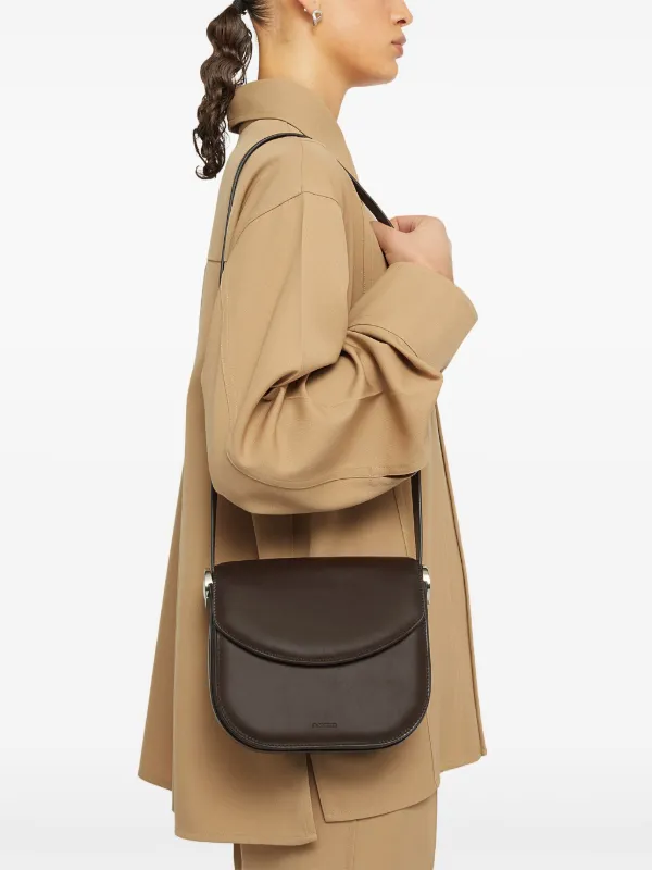 JIL SANDER ブラウンレザーショルダーバッグ Jil Sander Coin レザーショルダーバッグ | ブラウン | FARFETCH JP