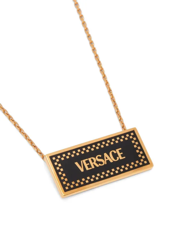 Versace 90s ロゴ ネックレス | ゴールドトーン | FARFETCH JP