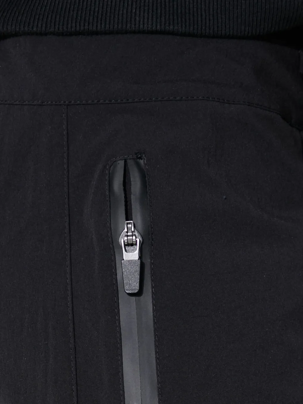 Han Kjobenhavn Cargo-pocket Trousers In Black