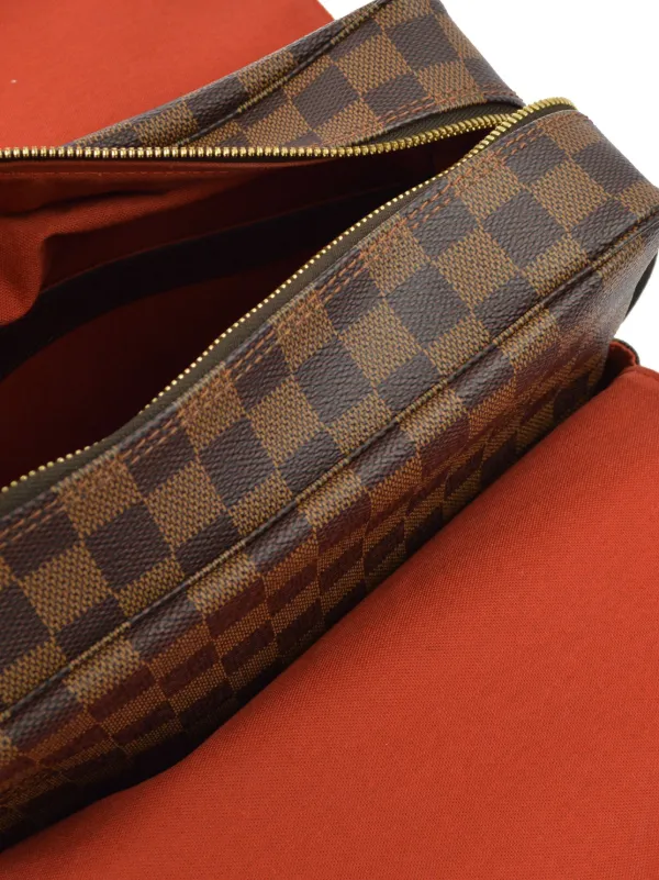 Louis Vuitton Pre-Owned 2005 Naviglio Messenger Bag Brown