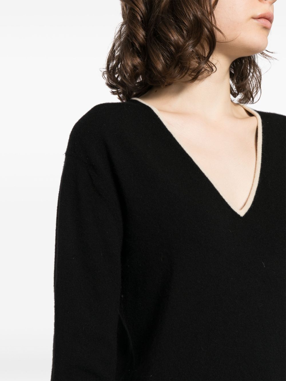 CHANEL 1997 V-neck cashmere jumper Women