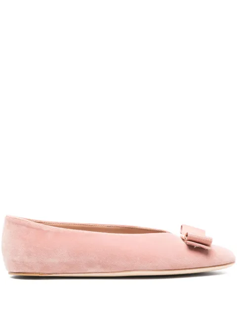 Ferragamo flats Vara