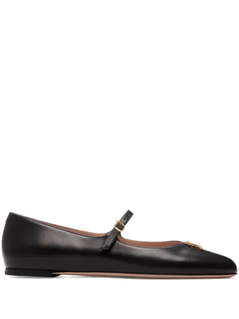 Bally Ballerina's met hartplakkaat