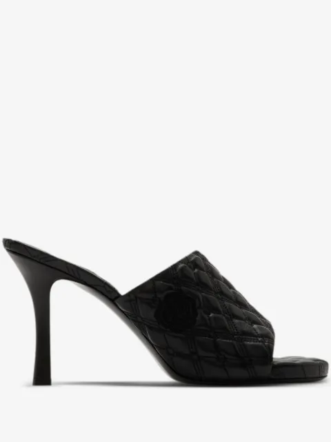 Burberry Mule de couro matelassê