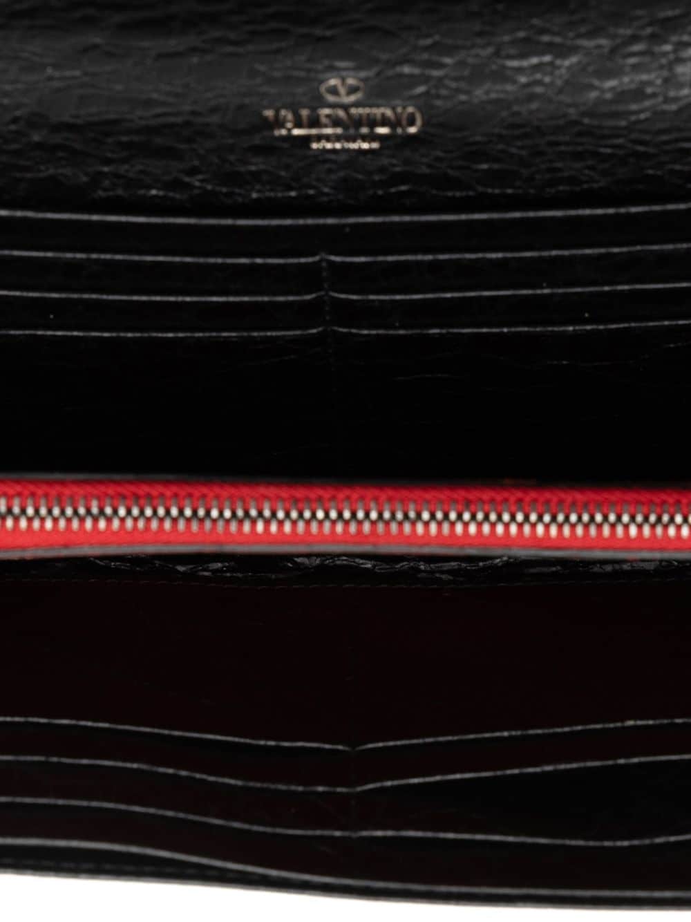 Pre-owned Valentino Garavani 2000-2023 Rockstud Spike Leather Wallet Long Wallets In Black