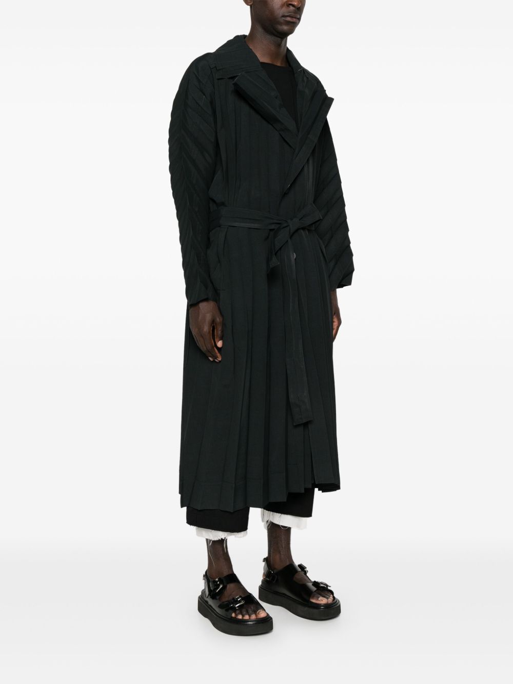 Homme Plissé Issey Miyake Edge プリーツ コート | ブラック | FARFETCH JP