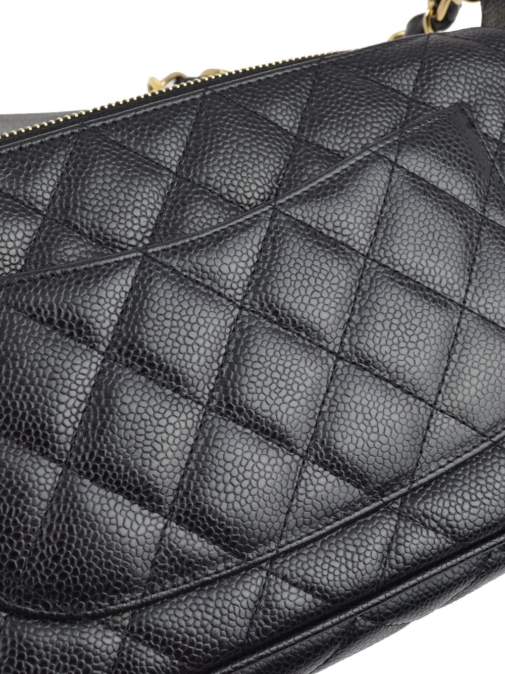 CHANEL 2003 CC quilted shoulder bag Women