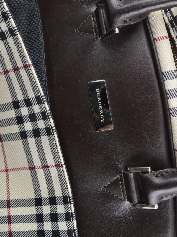 Burberry Pre-Owned 1990-2000s Checked two-way Duffle Bag | Brown