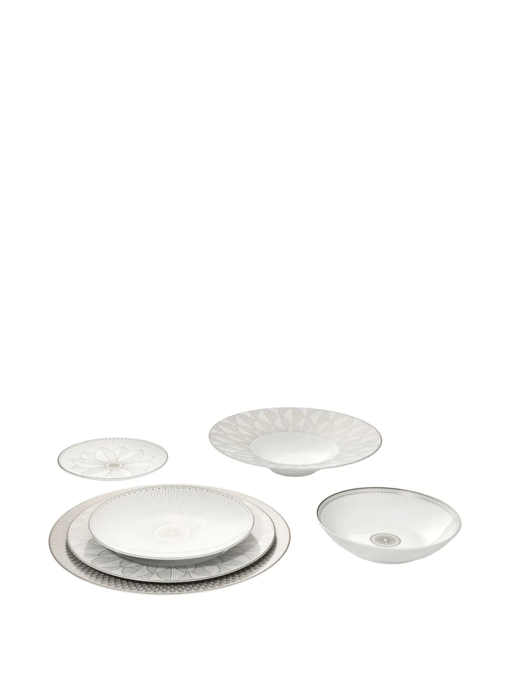 Christofle Malmaison Impériale Brotteller | Homeware | Image 4