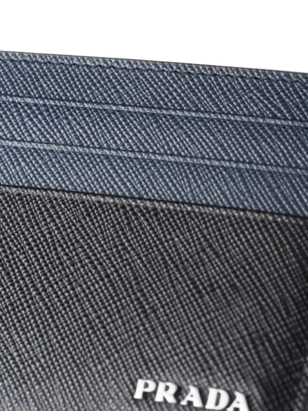 Prada サフィアーノレザーカードケース | ブラック | FARFETCH JP